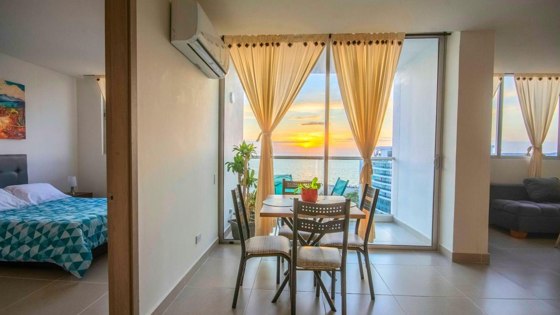Exclusivo En Cielo Mar-playa Americas, Con Maravillosas Vistas Del Atardecer De Apartment Cartagena