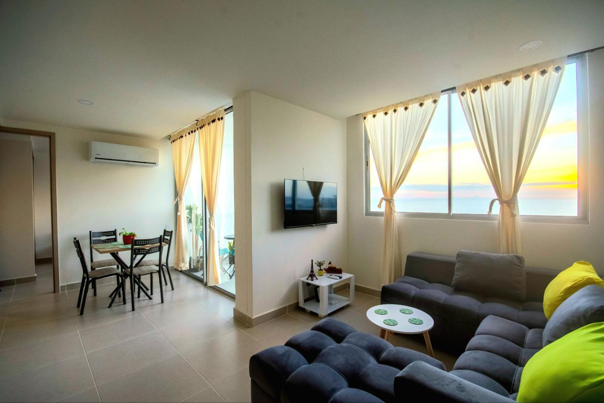 Exclusivo En Cielo Mar-playa Americas, Con Maravillosas Vistas Del Atardecer De *